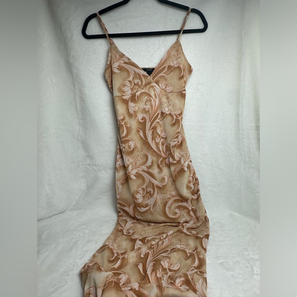 MAXI TAN DRESS - SIZE MEDIUM
